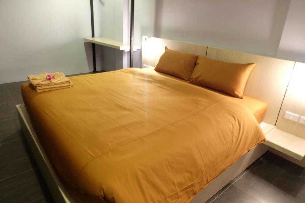 Rockstel Loma Hostel Phuket Ngoại thất bức ảnh